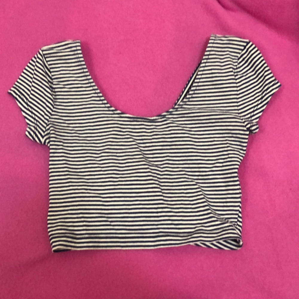 White and blue stripped crop top